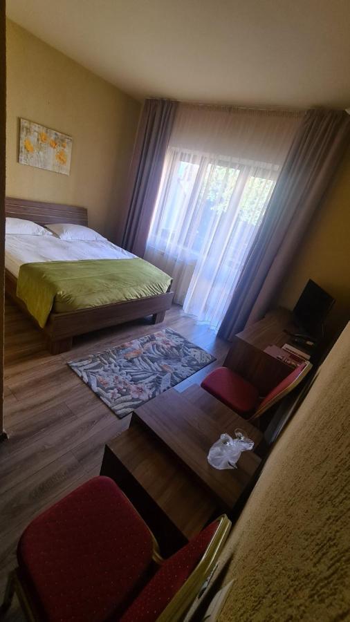 Hotel Gema Brašov Exteriér fotografie