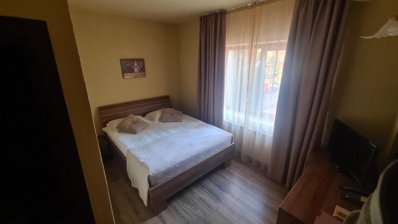 Hotel Gema Brašov Exteriér fotografie