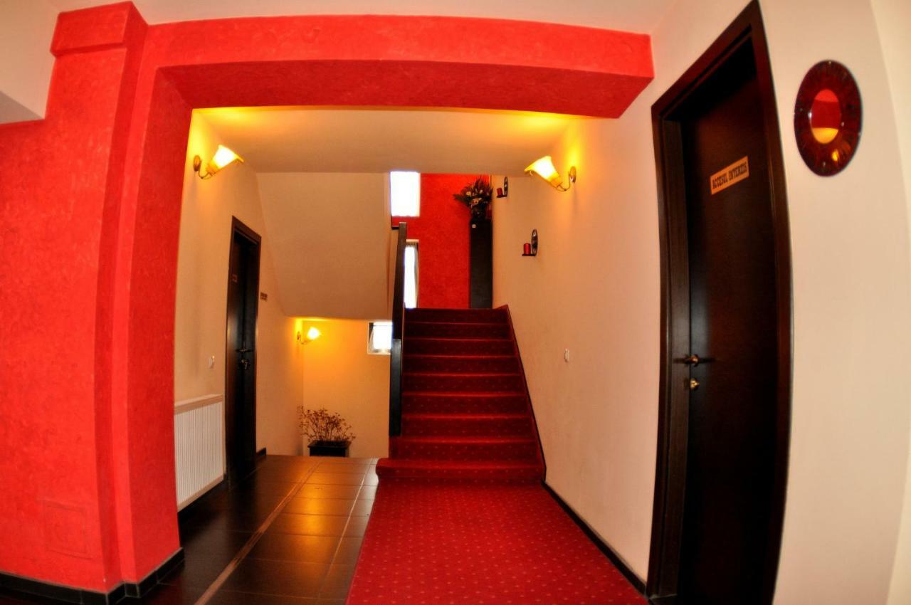 Hotel Gema Brašov Exteriér fotografie
