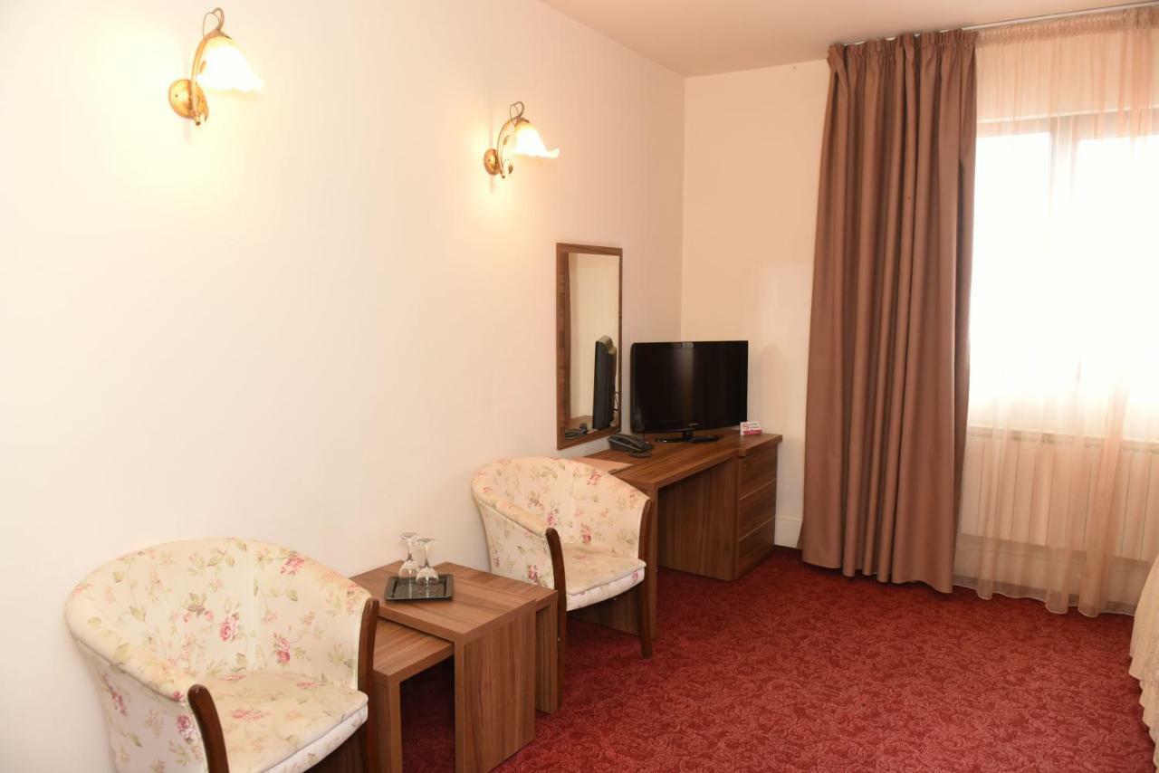 Hotel Gema Brašov Exteriér fotografie