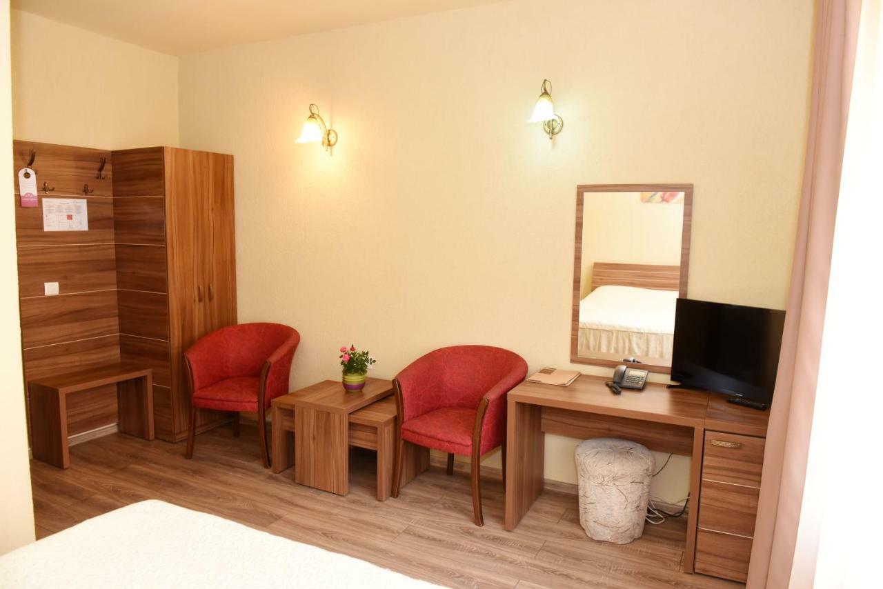 Hotel Gema Brašov Exteriér fotografie
